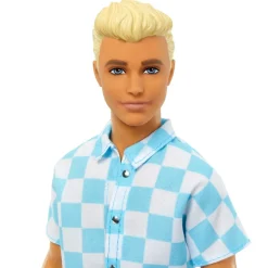Barbie - Muñeco Ken en traje de baño con accesorios playa ㅤ