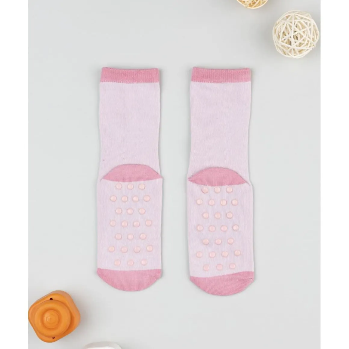 Calcetines antideslizantes niña rosa con gatos
