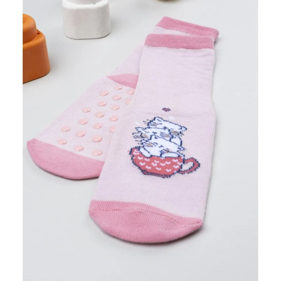 Calcetines antideslizantes niña rosa con gatos