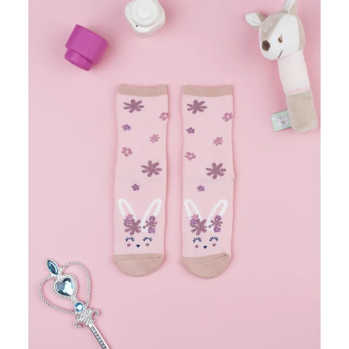 Calcetines antideslizantes para niña rosa con conejito