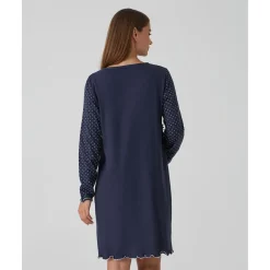 Camisa de noche premamá azul marino con lunares