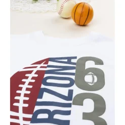 Camiseta blanca estampada para niño
