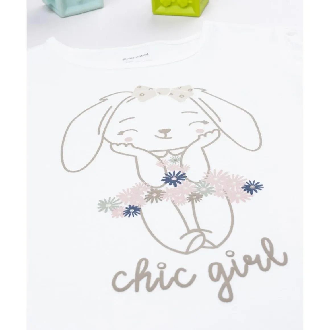 Camiseta niña blanca estampado "chic girl"