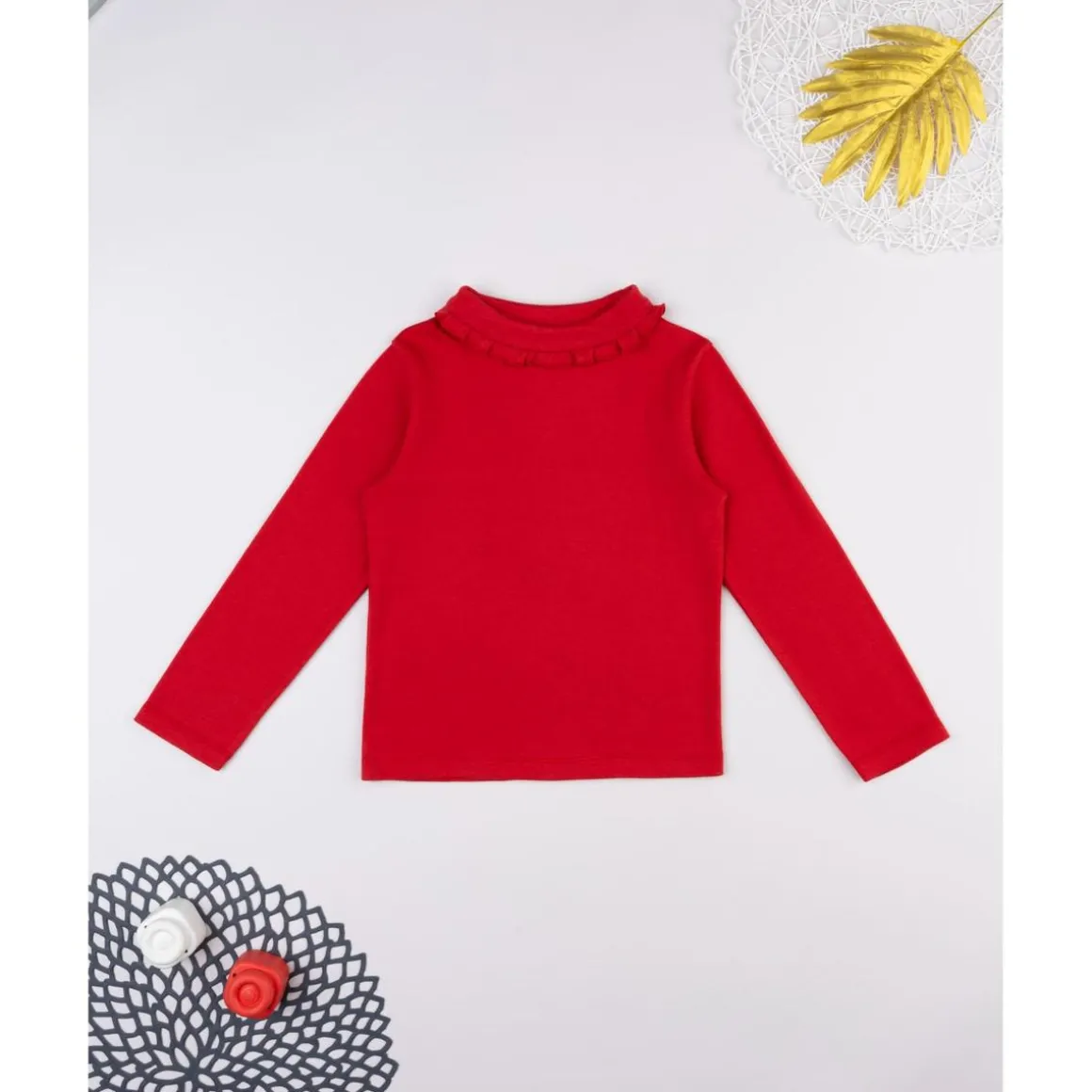 Camiseta niña roja cuello alto