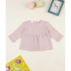 Camiseta niña rosa con corazones