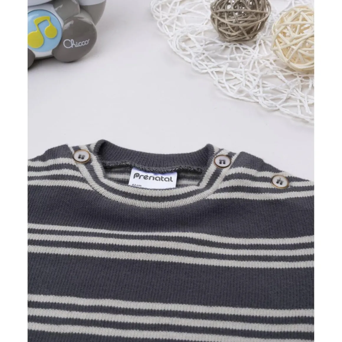 Camiseta niño gris y azul