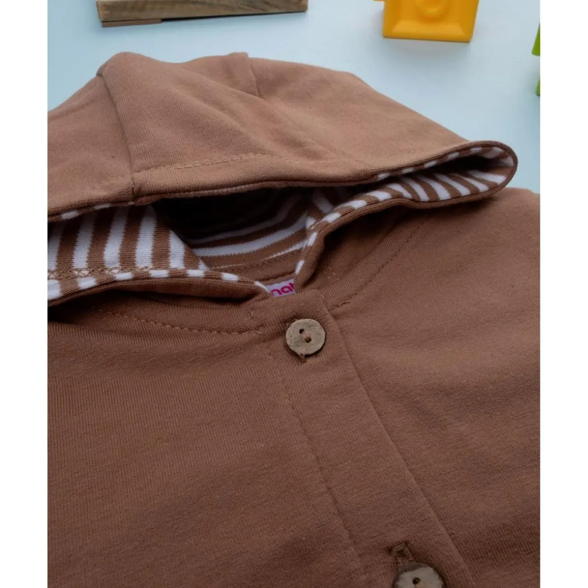 Cardigan niño marrón