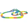 Circuito de coches de carreras en pista multicolor Glow Racer ㅤ