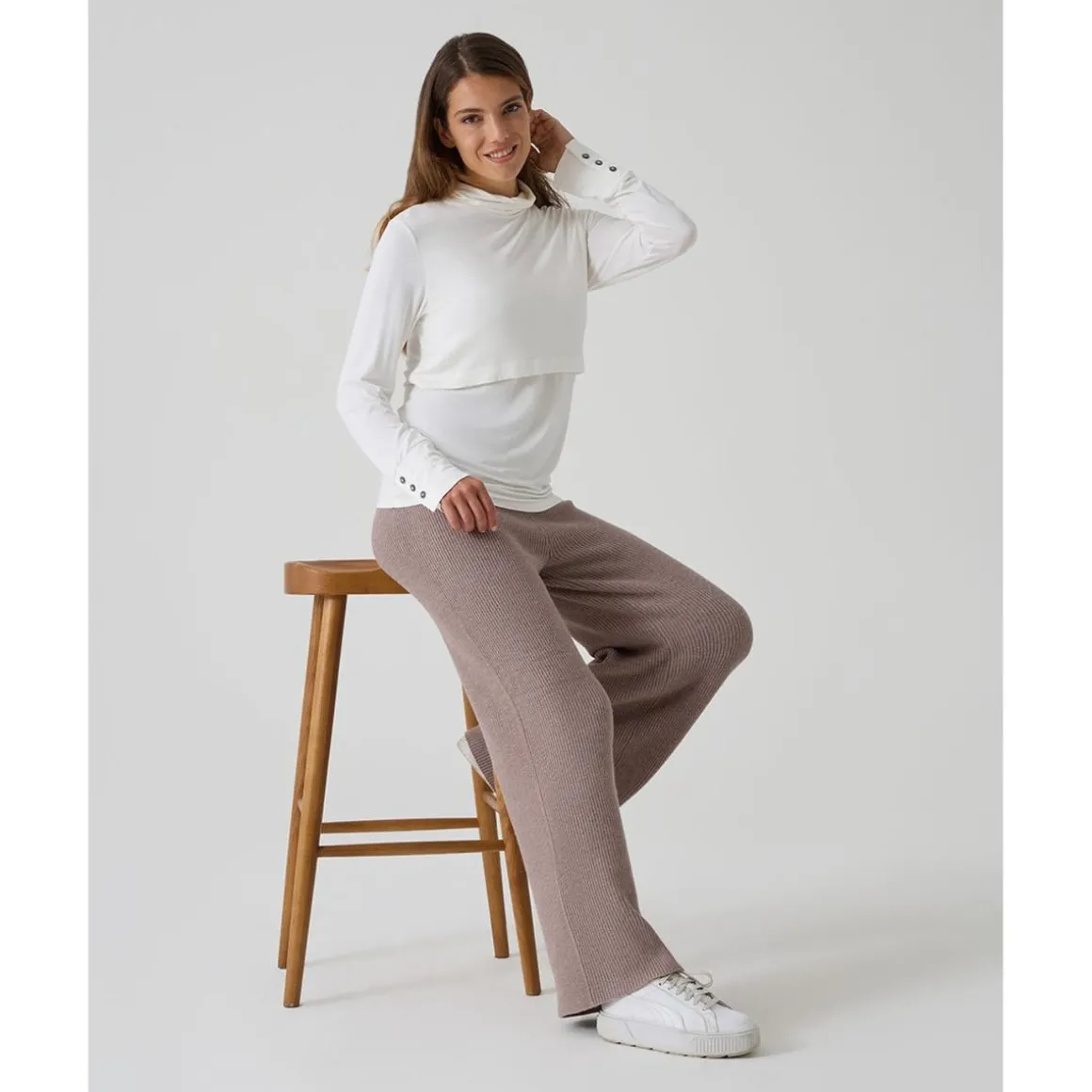 Jersey de lactancia blanco de cuello alto