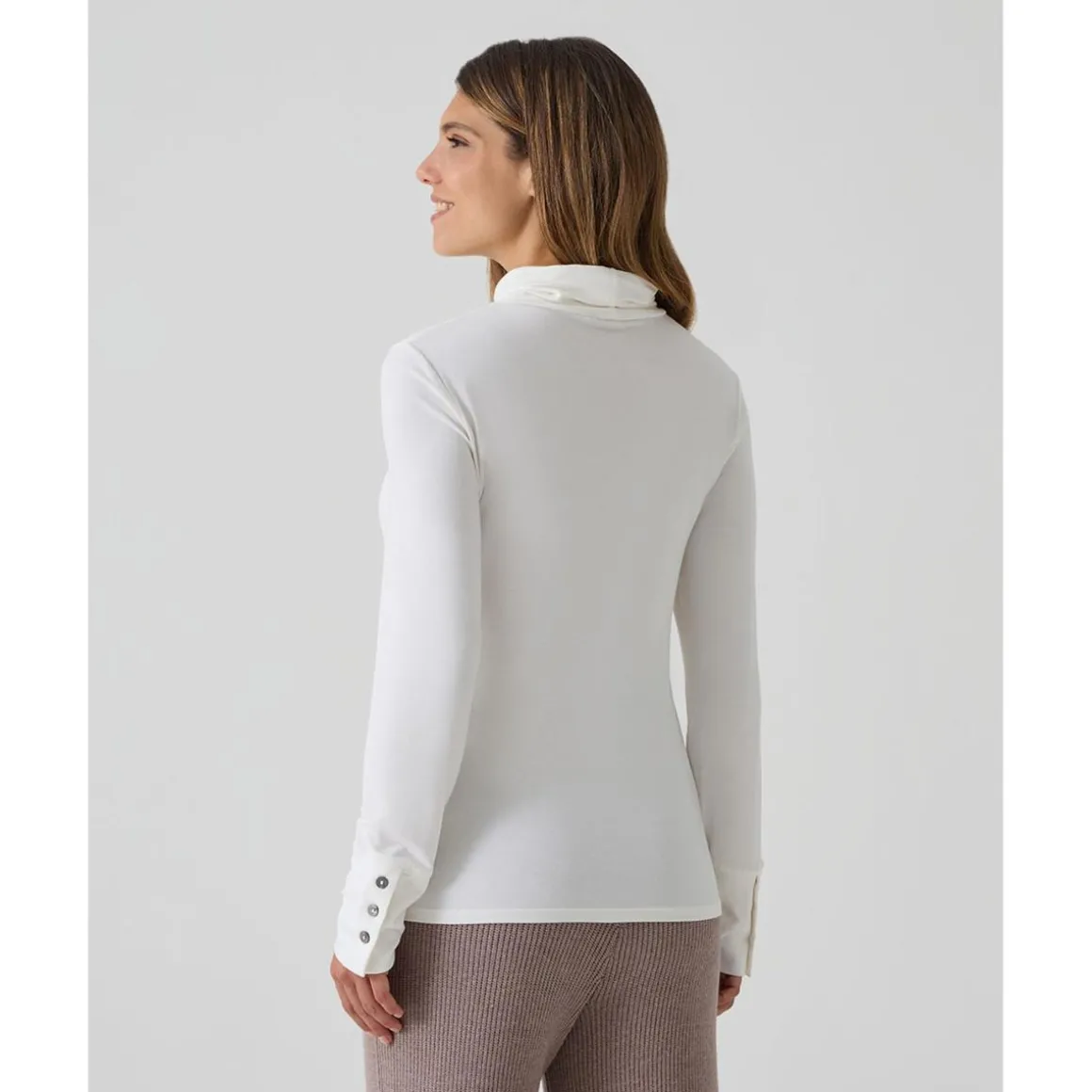 Jersey de lactancia blanco de cuello alto