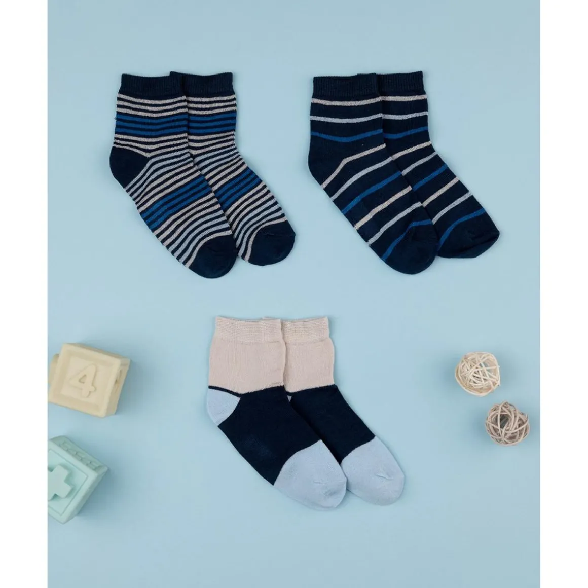 Pack 3 Calcetines Bebé Niño Azul con Rayas Finas