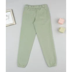 Pantalón niña verde con bordado de flores