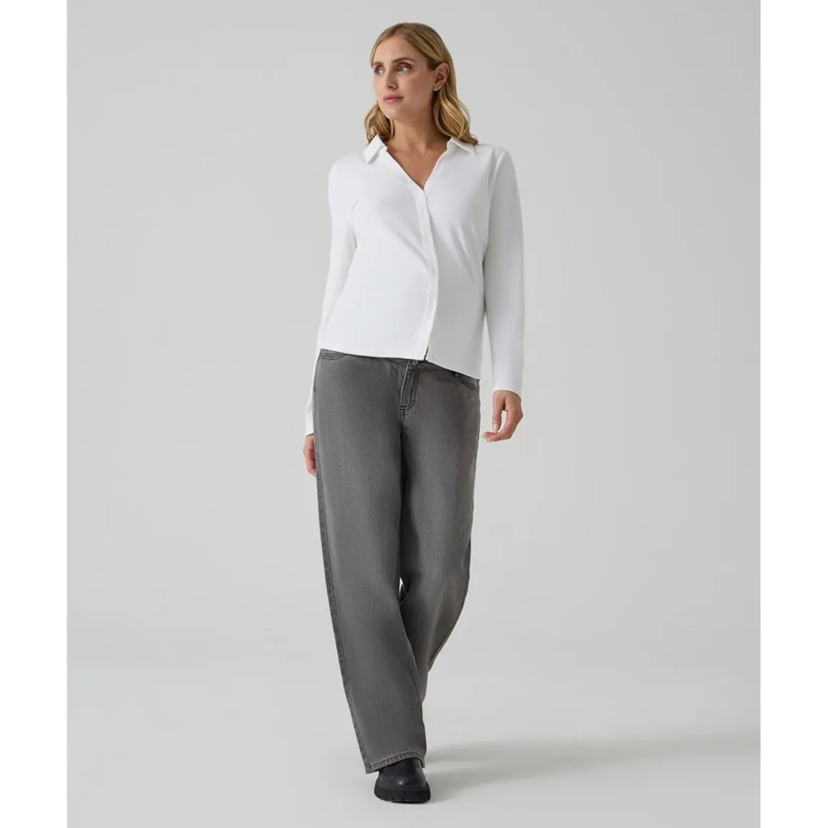 Pantalón premamá denim gris pierna ancha