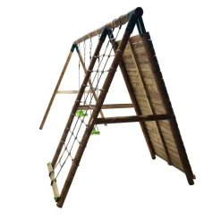 Parque infantil de madera columpios y escalada Timbu