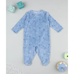 Pelele azul de niño con conejitos