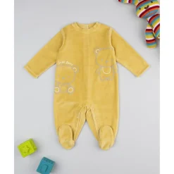 Pijama amarillo de terciopelo con ositos