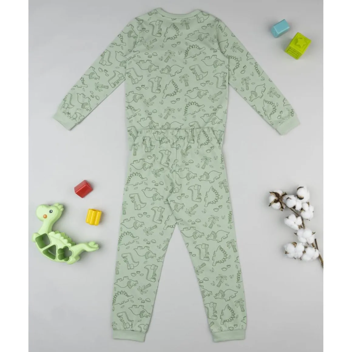 Pijama dos piezas niño verde dinosaurios