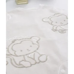 Pijama marrón claro de terciopelo con monitos