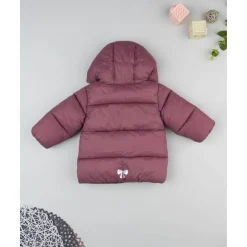 Plumífero rosa con lazos para niña