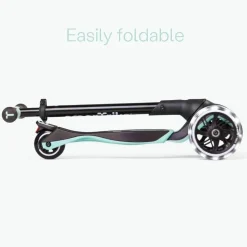 SmarTrike Xtend Scooter+Ride On Soft Green