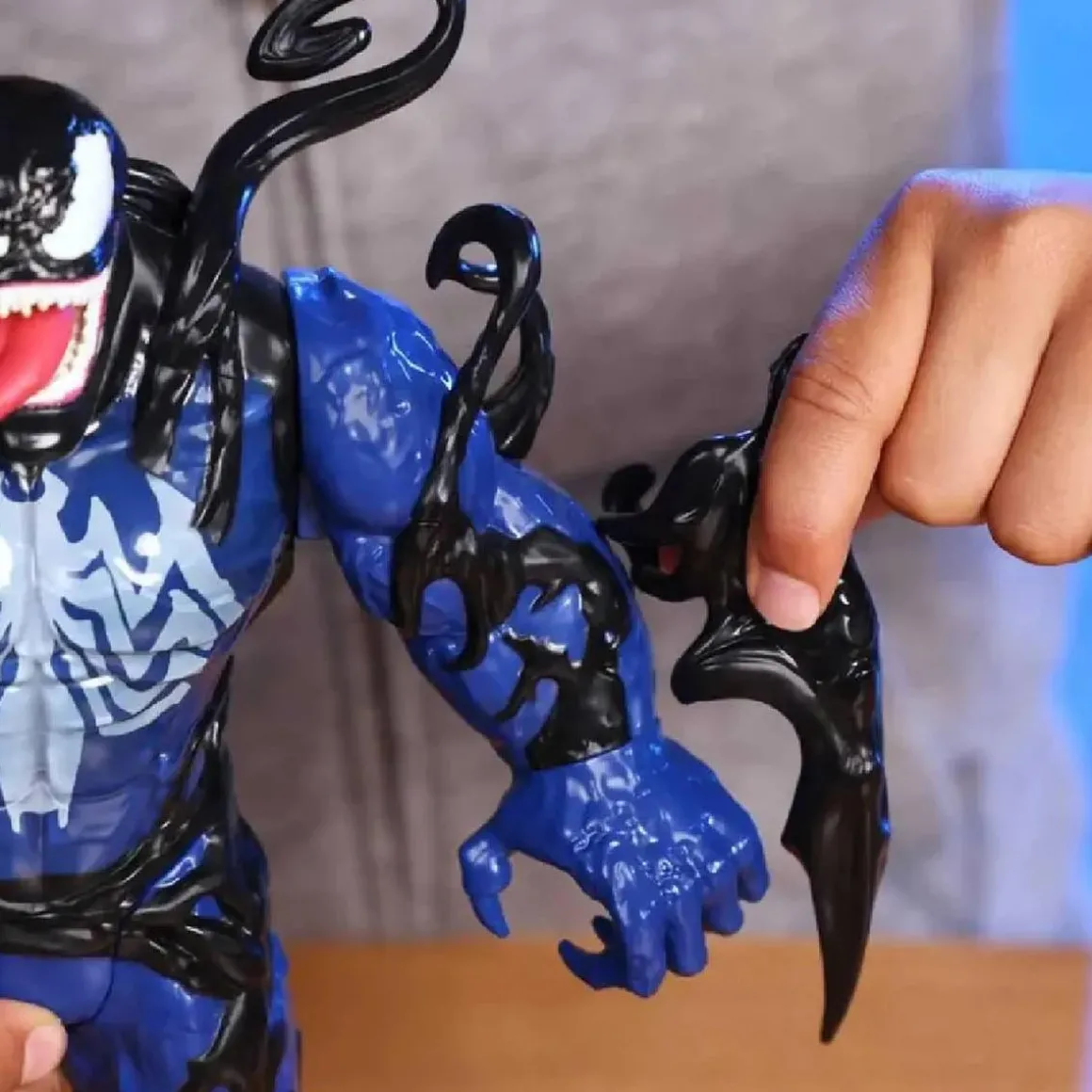 Spider-man - VenomVersus - Transformación Líquida