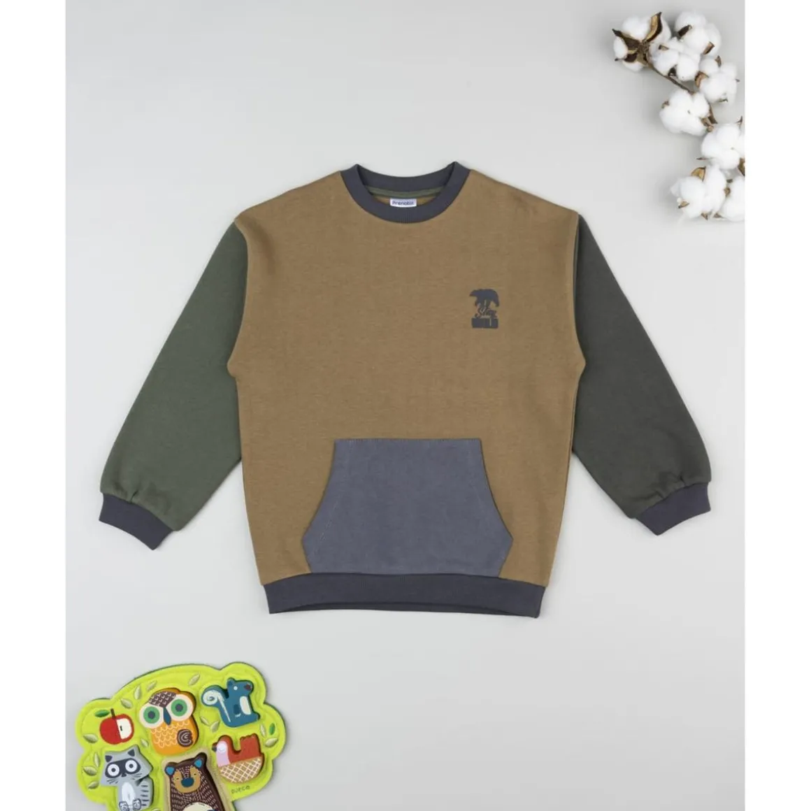 Sudadera niño color block marrón y verde