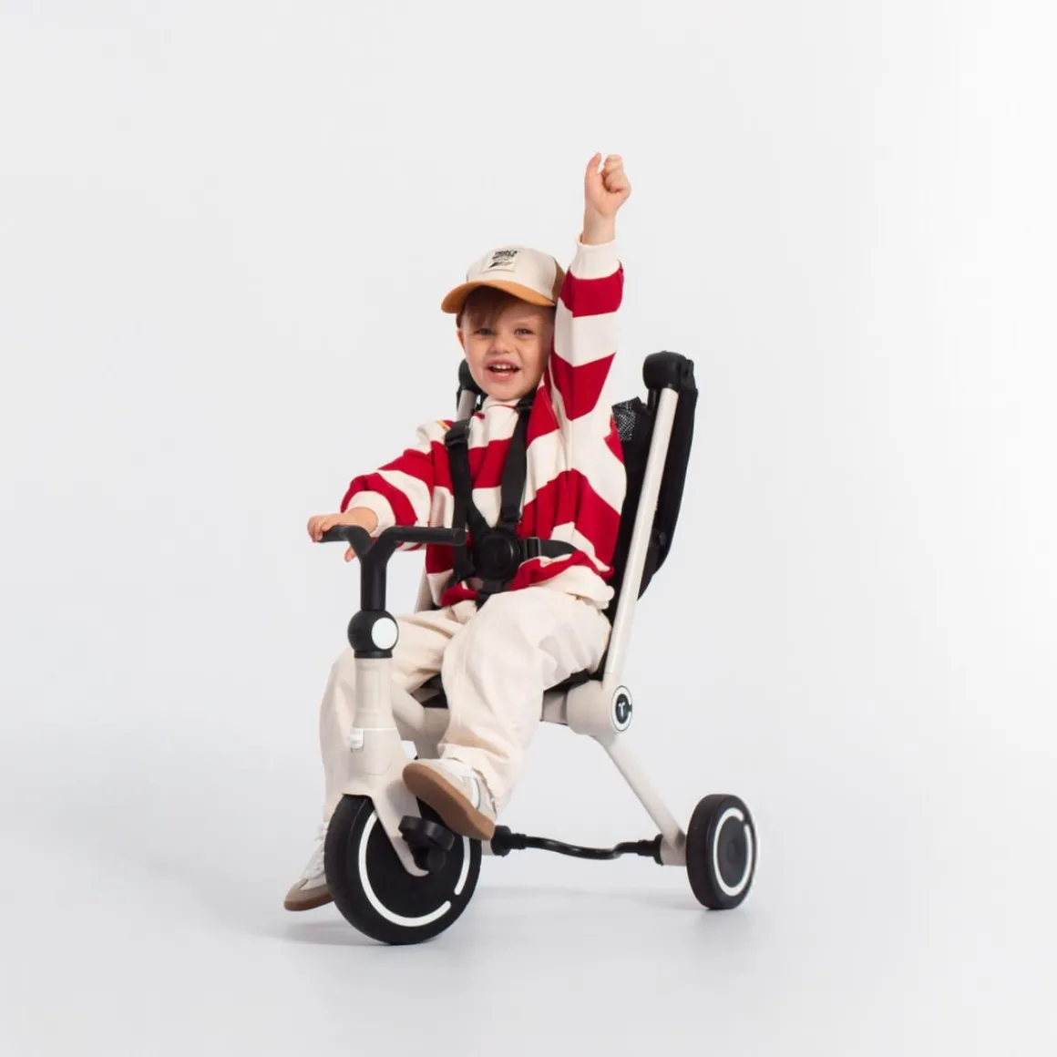 Triciclo evolutivo Wonder color hueso