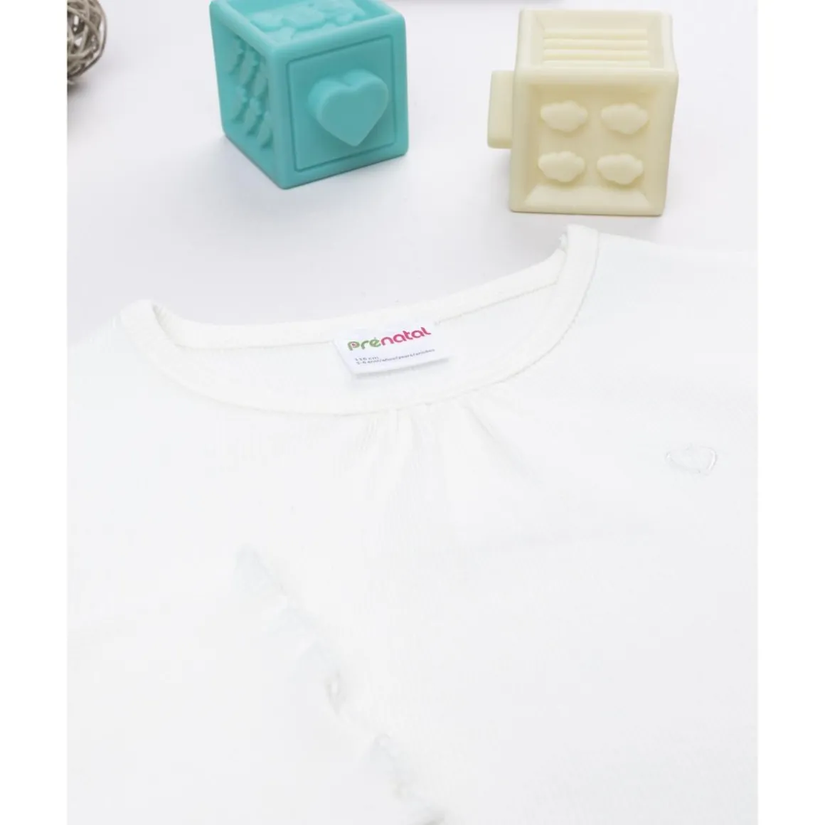 T-shirt blanca de niña manga larga